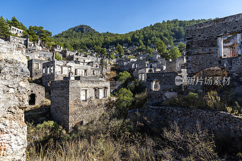 废弃的Kayakoy (Levissi Village, Karmylassos)石屋